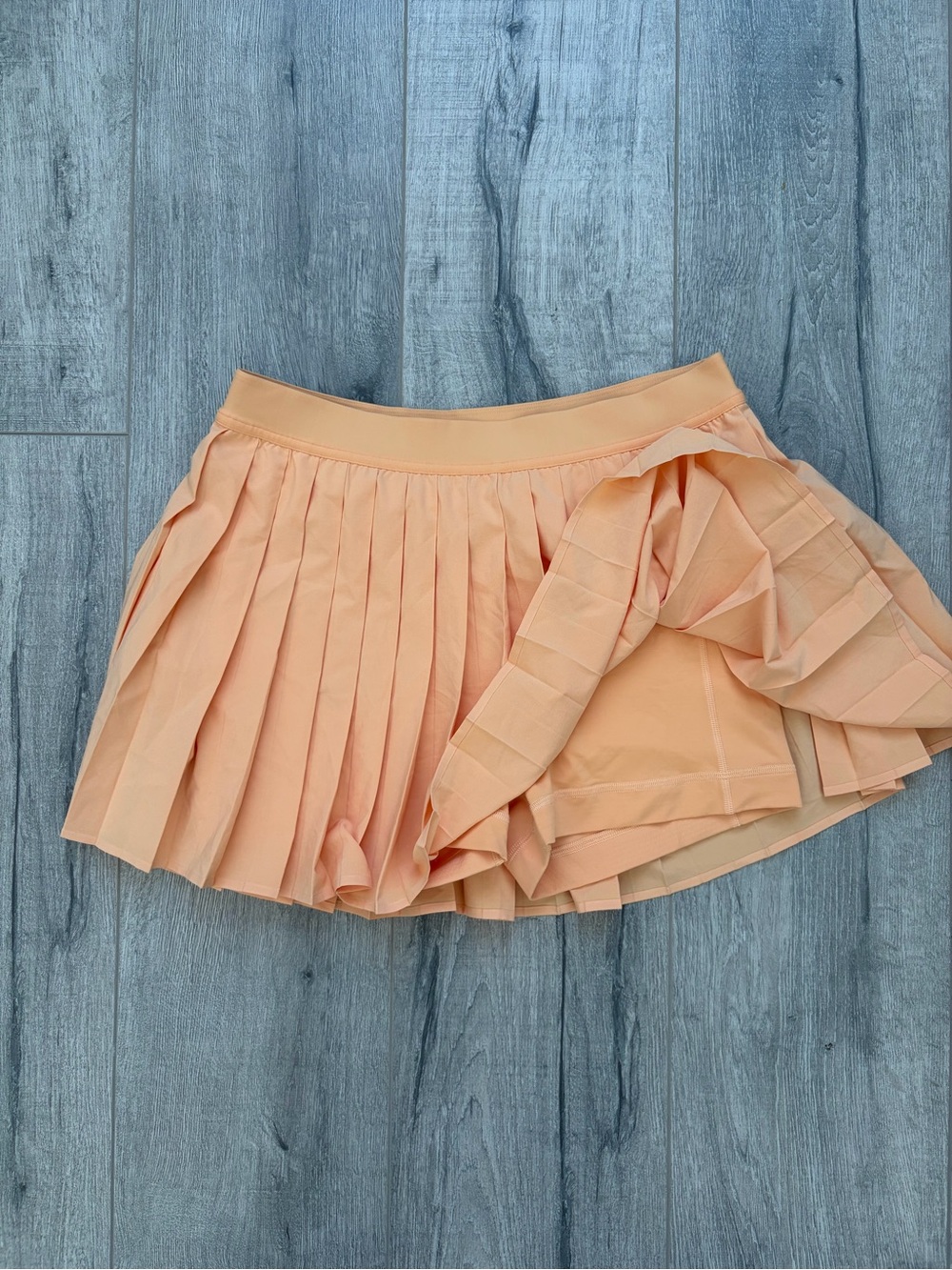 Lululemon Pleated Peach Tennis Skort